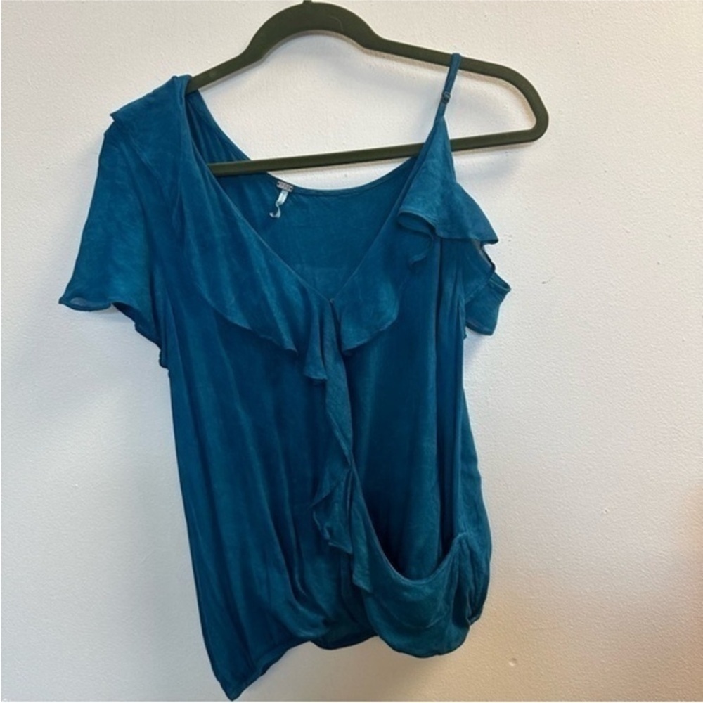 Young fabulous and broke one shoulder blouse S